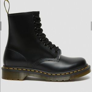 Doc Martens 1460 smooth black leather boots